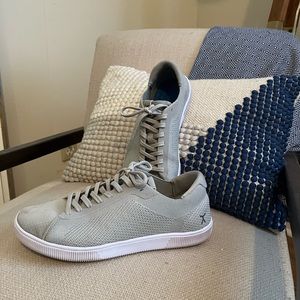 Flux Footwear Adapt Trainer. Women Sz 9. Sand